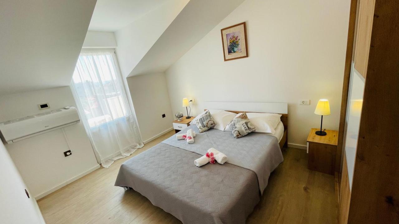 Apartman Luka Split Exteriör bild