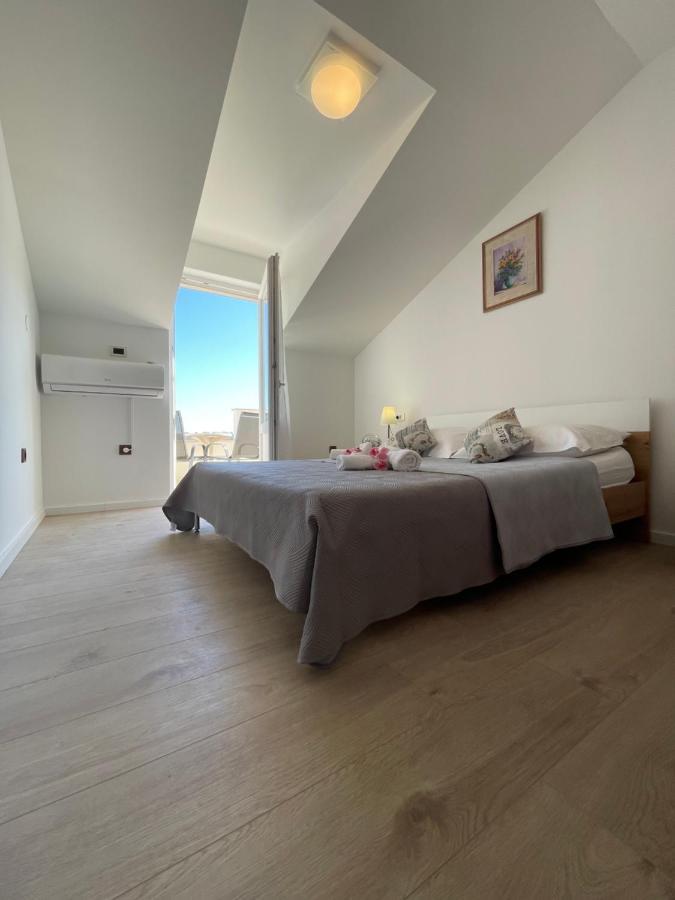 Apartman Luka Split Exteriör bild